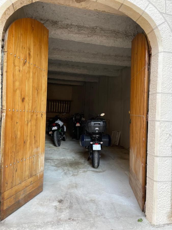 Chambre A Baldaquin Maison De L'Eglise Du Couvent ナルボンヌ エクステリア 写真