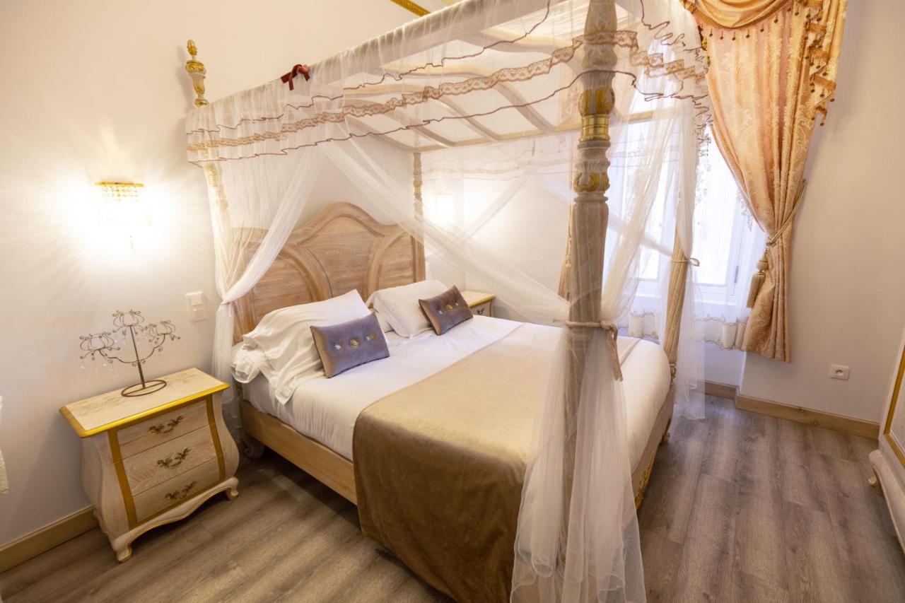 Chambre A Baldaquin Maison De L'Eglise Du Couvent ナルボンヌ エクステリア 写真